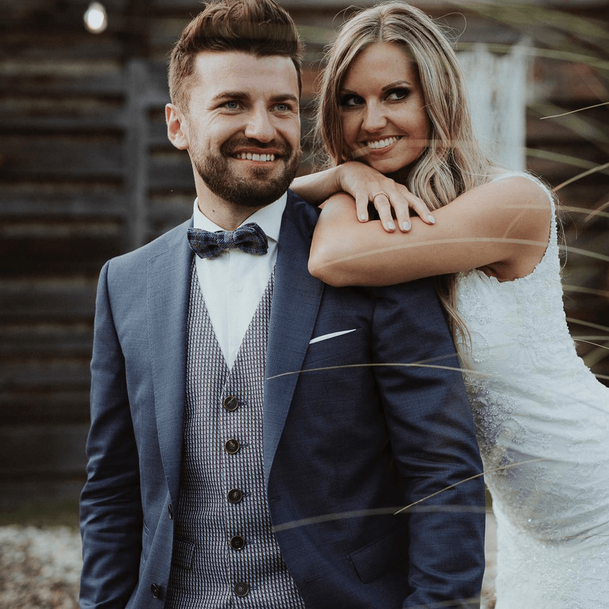 Hochzeitsanzüge: Stil für den großen Tag